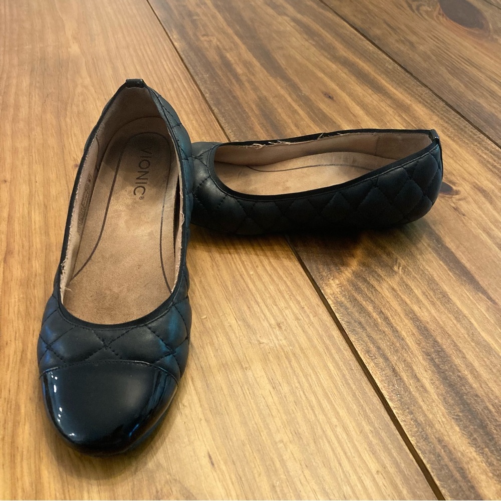 Vionic Desiree Leather Quilted Ballet Flats